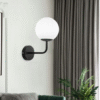 Lampa Ścienna Kinkiet Minimalistyczny Do Sypialni Przy Łóżku Biała Kula Czarny G095-1W - obrazek 3
